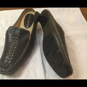 NWOT Michael Shannon Leather Mules